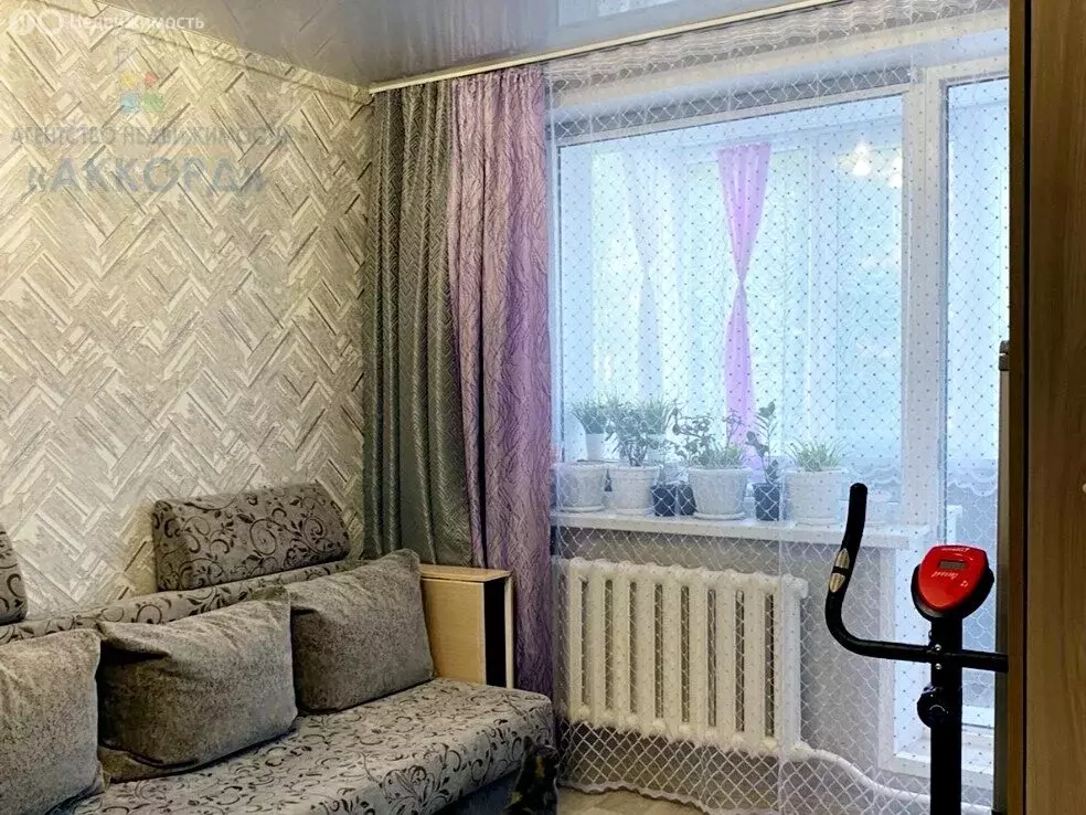 2-комнатная квартира: Барнаул, улица Солнечная Поляна, 23А (43.7 м) - Фото 1