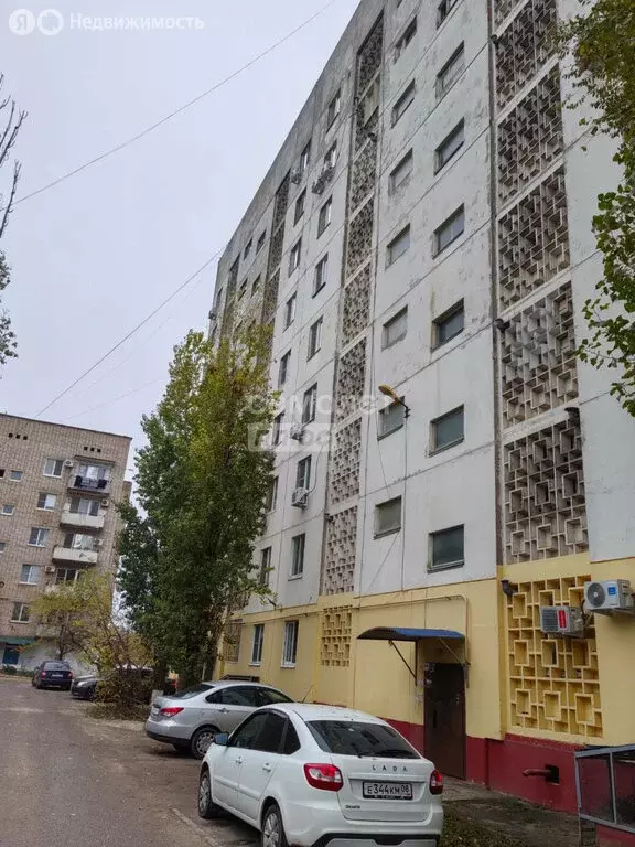 3-комнатная квартира: Элиста, 2-й микрорайон, 12 (72.7 м) - Фото 1
