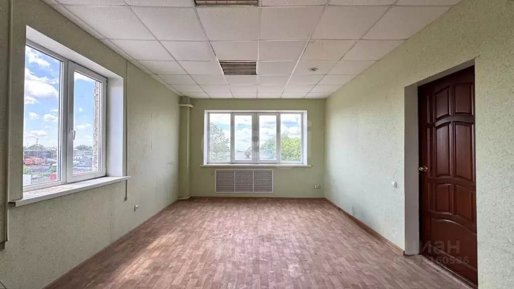 Офис в Оренбургская область, Оренбург Донгузская ул., 8/4 (459 м) - Фото 1