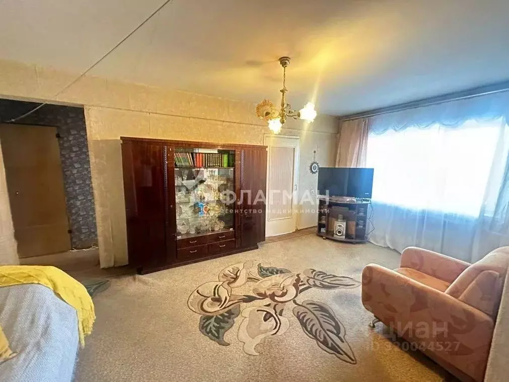 3-к кв. Иркутская область, Усолье-Сибирское ул. Луначарского, 23 (58.5 ... - Фото 0