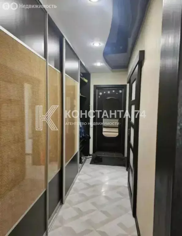 3-комнатная квартира: Чебаркуль, улица Крылова, 20 (63.6 м) - Фото 1