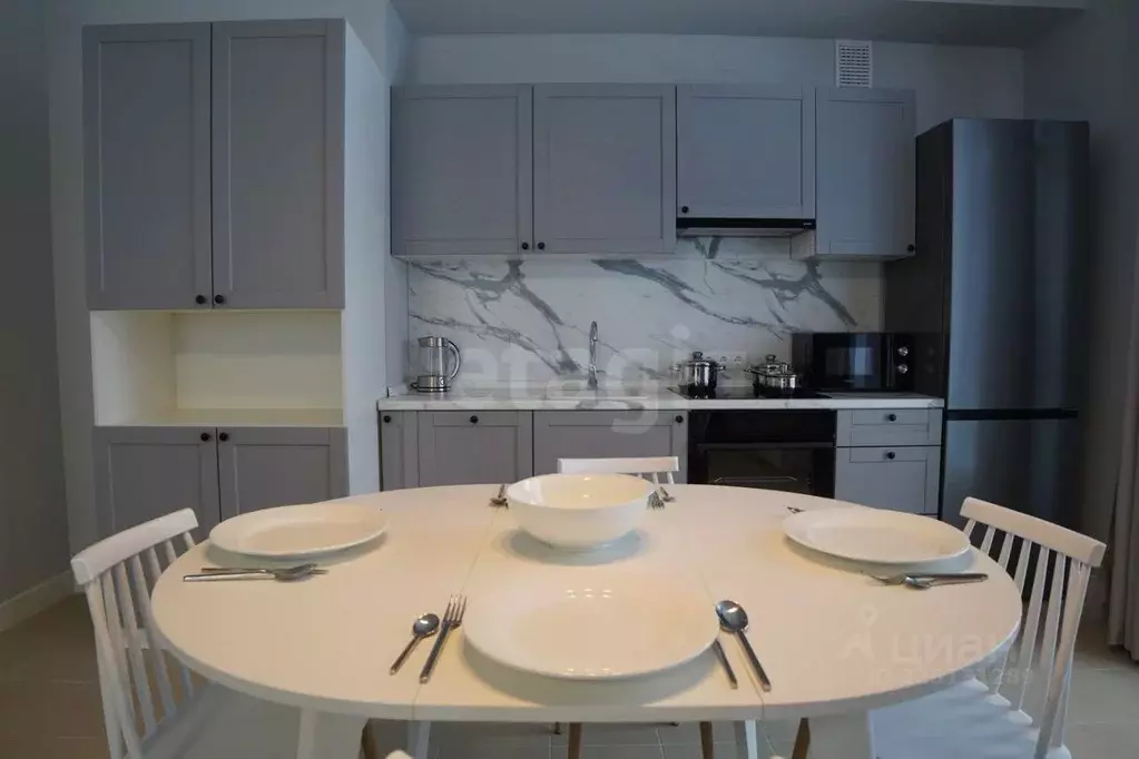 2-к кв. Ямало-Ненецкий АО, Новый Уренгой Славянский мкр, 6/1 (66.9 м) - Фото 1