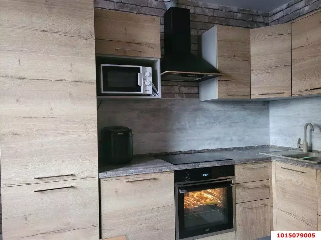 2-к кв. Краснодарский край, Краснодар ул. Цезаря Куникова (63.0 м) - Фото 1