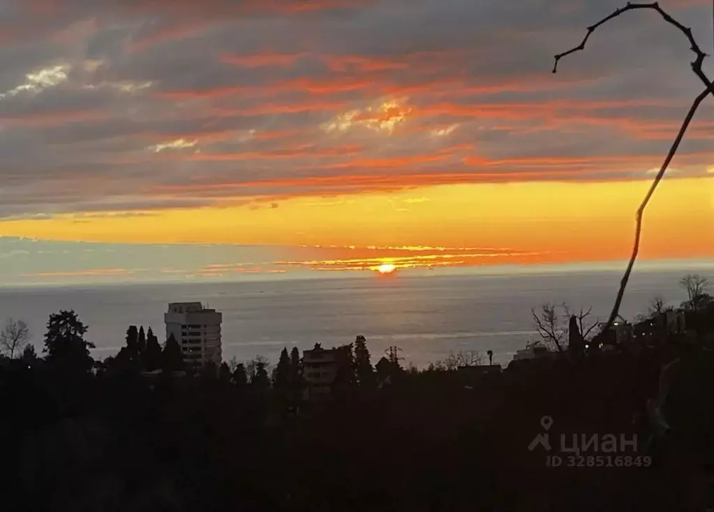 Дом в Краснодарский край, Сочи Хоста жилрайон,  (250 м) - Фото 1