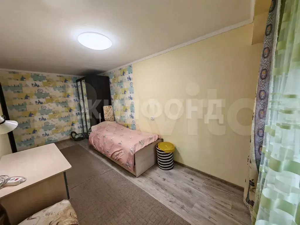 Комната 15 м в 2-к., 1/5 эт. - Фото 1