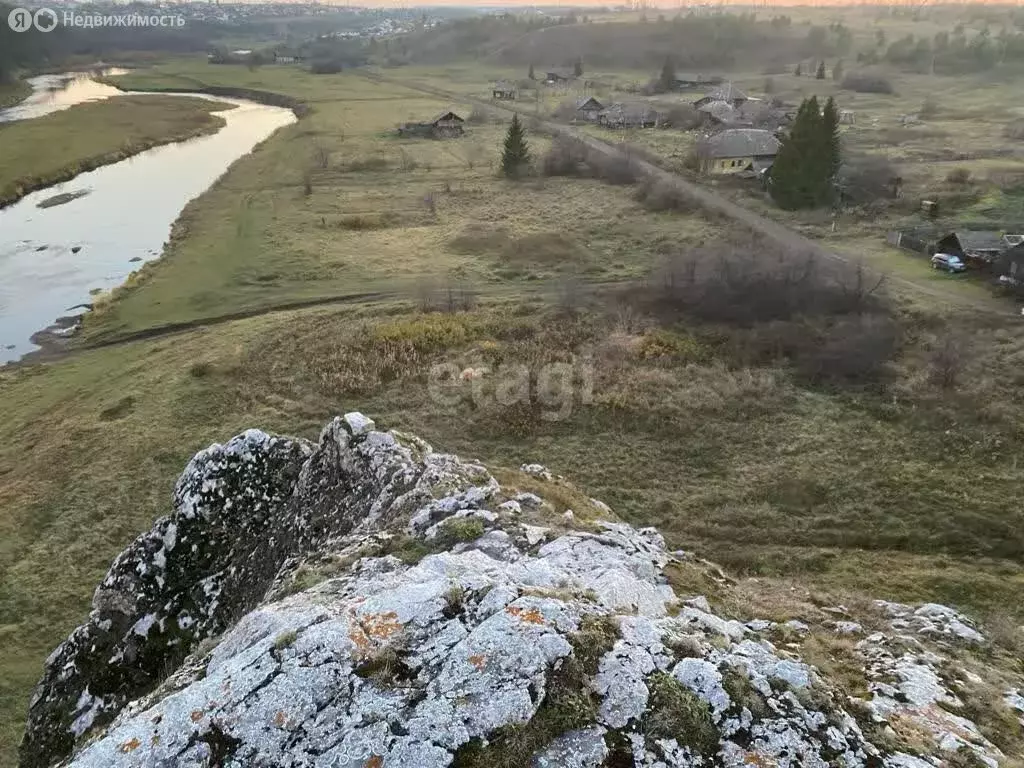 Участок в Алапаевск, микрорайон Максимовка, Набережная улица (21.8 м) - Фото 1