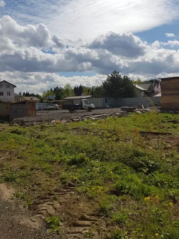 Участок в Московская область, Одинцовский городской округ, д. Малые ... - Фото 0