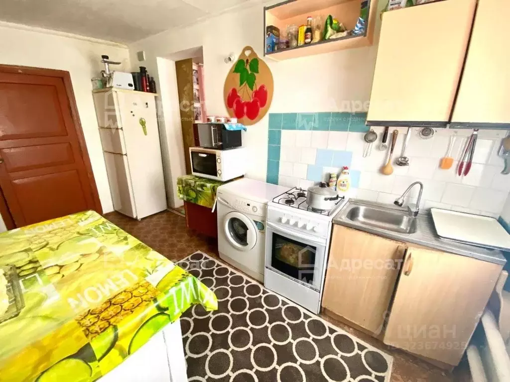 Дом в Волгоградская область, Октябрьский район, с. Абганерово ул. ... - Фото 1