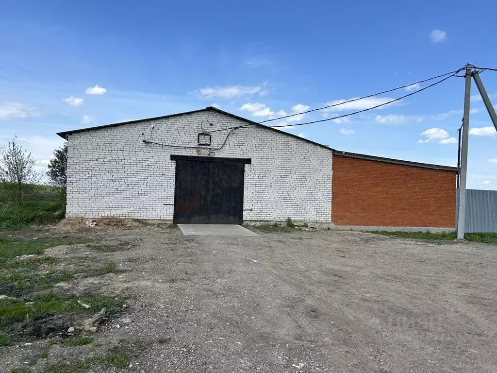 Гараж в Татарстан, Высокогорский район, с. Ямашурма  (960 м) - Фото 1