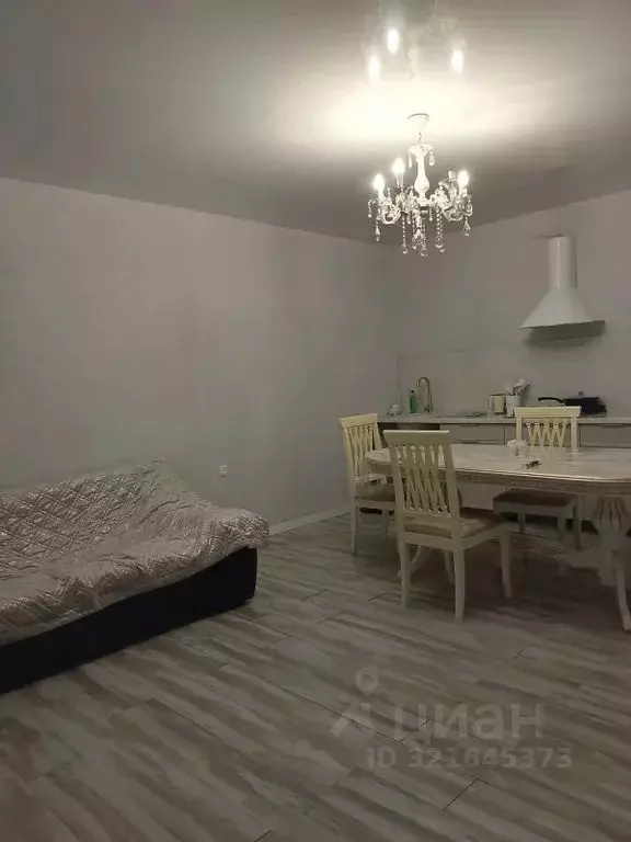 Дом в Северная Осетия, Алагир Зарамагская ул., 32 (50 м) - Фото 1