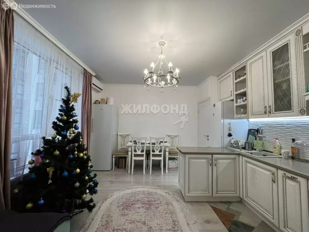 2-комнатная квартира: Астрахань, улица Генерала Епишева, 49А (54 м) - Фото 0