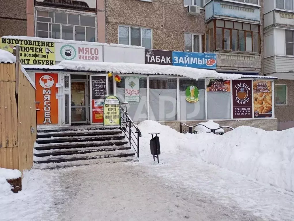 Помещение свободного назначения в Удмуртия, Ижевск Молодежная ул., 74 ... - Фото 0