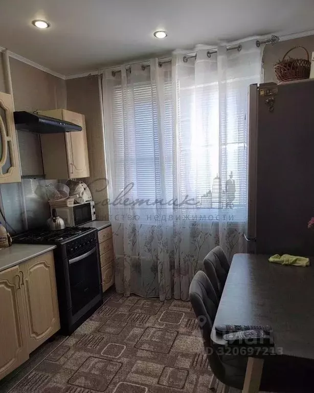1-к кв. Белгородская область, Старый Оскол ул. Свердлова, 23 (40.2 м) - Фото 1