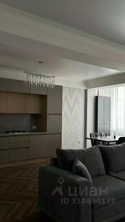 1-к кв. Дагестан, Каспийск ул. М. Халилова, 38 (79.0 м) - Фото 1