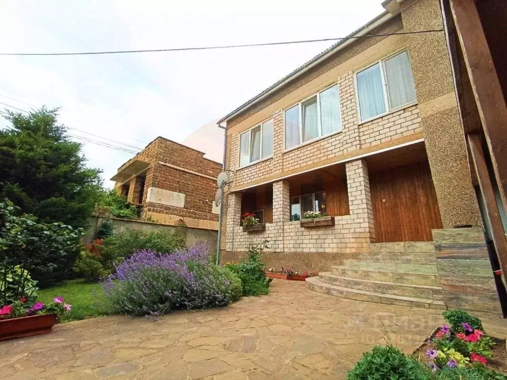 Дом в Крым, Сакский район, с. Лесновка ул. Молодежная (191 м) - Фото 1