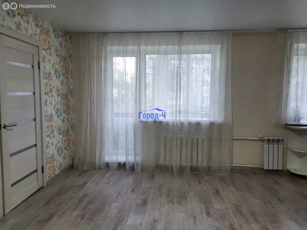 3-комнатная квартира: Чебоксары, Гражданская улица, 60к1 (48 м) - Фото 1