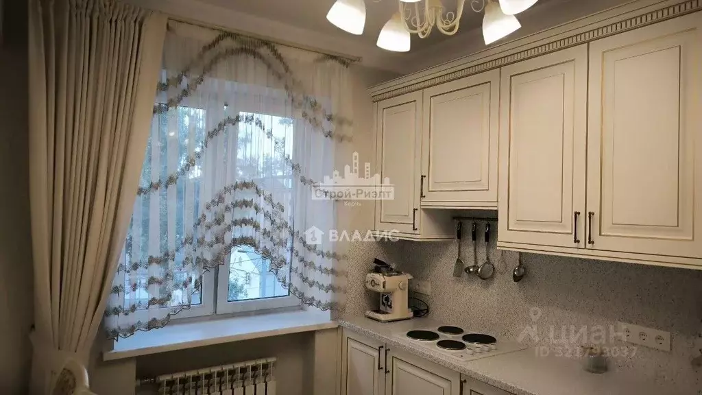 3-к кв. Крым, Керчь ул. Кирова, 25 (80.0 м) - Фото 1