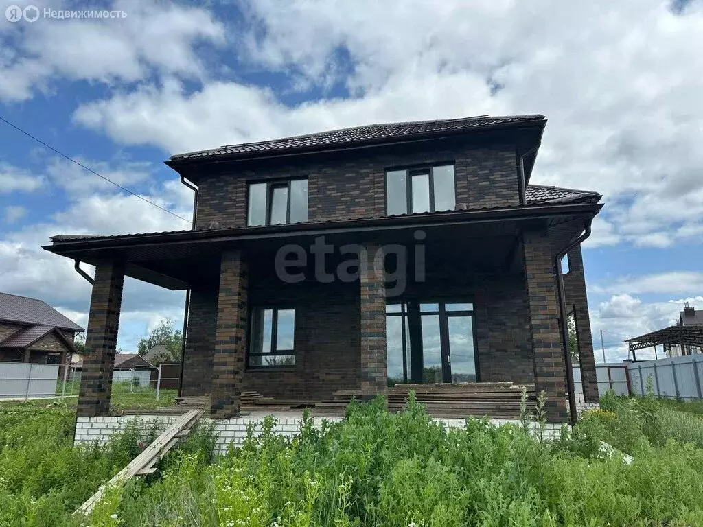 Дом в село Толмачево, Слободская улица (188 м) - Фото 1