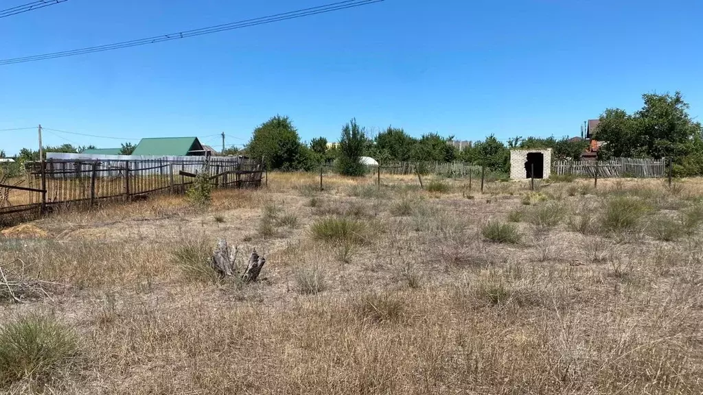 Участок в Волгоградская область, Волгоград Урожай-2 СНТ, ул. Широкая ... - Фото 0