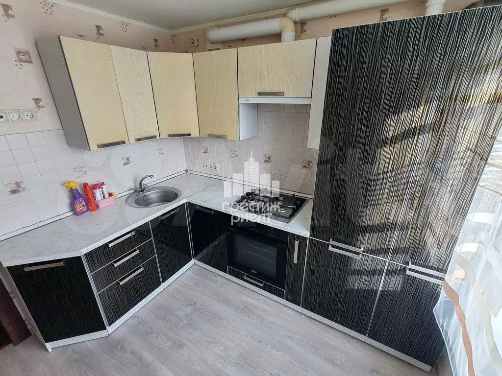 2-к. квартира, 54 м, 3/3 эт. - Фото 0