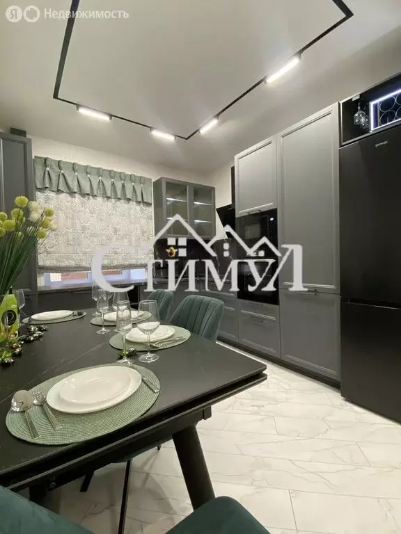 3-комнатная квартира: Абакан, улица Генерала Тихонова, 6 (73 м) - Фото 2