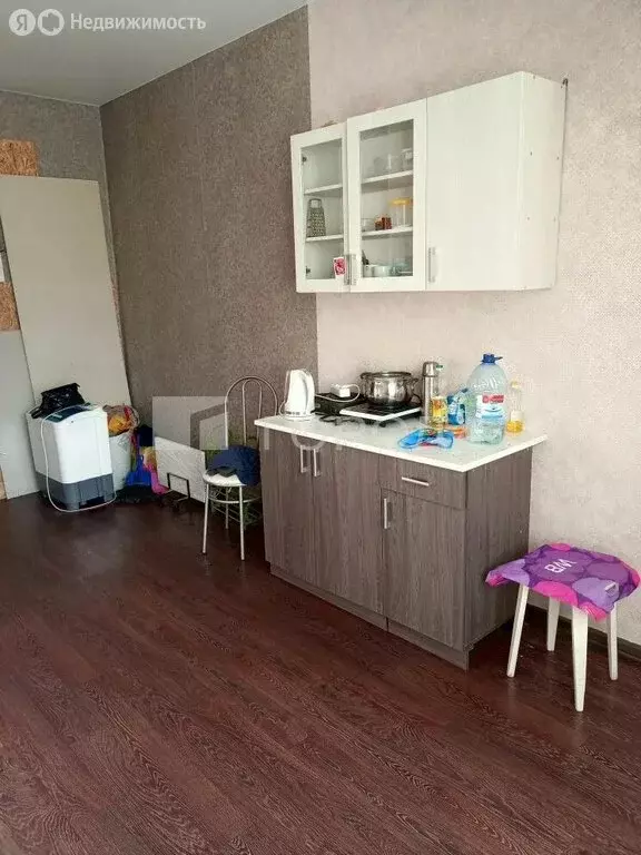Квартира-студия: Барнаул, улица 40 лет Октября, 31 (18.6 м) - Фото 1