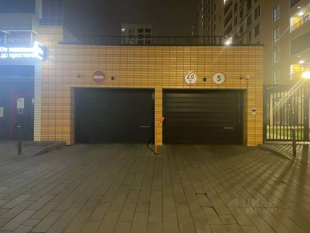 Гараж в Москва ул. Саларьевская, 14к2 (14 м) - Фото 1