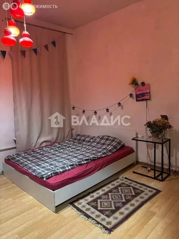 1-комнатная квартира: Санкт-Петербург, 1-я линия Васильевского ... - Фото 1