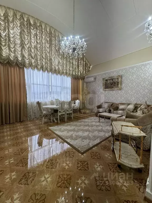 4-к кв. Ставропольский край, Кисловодск ул. Кирова (155.7 м) - Фото 1