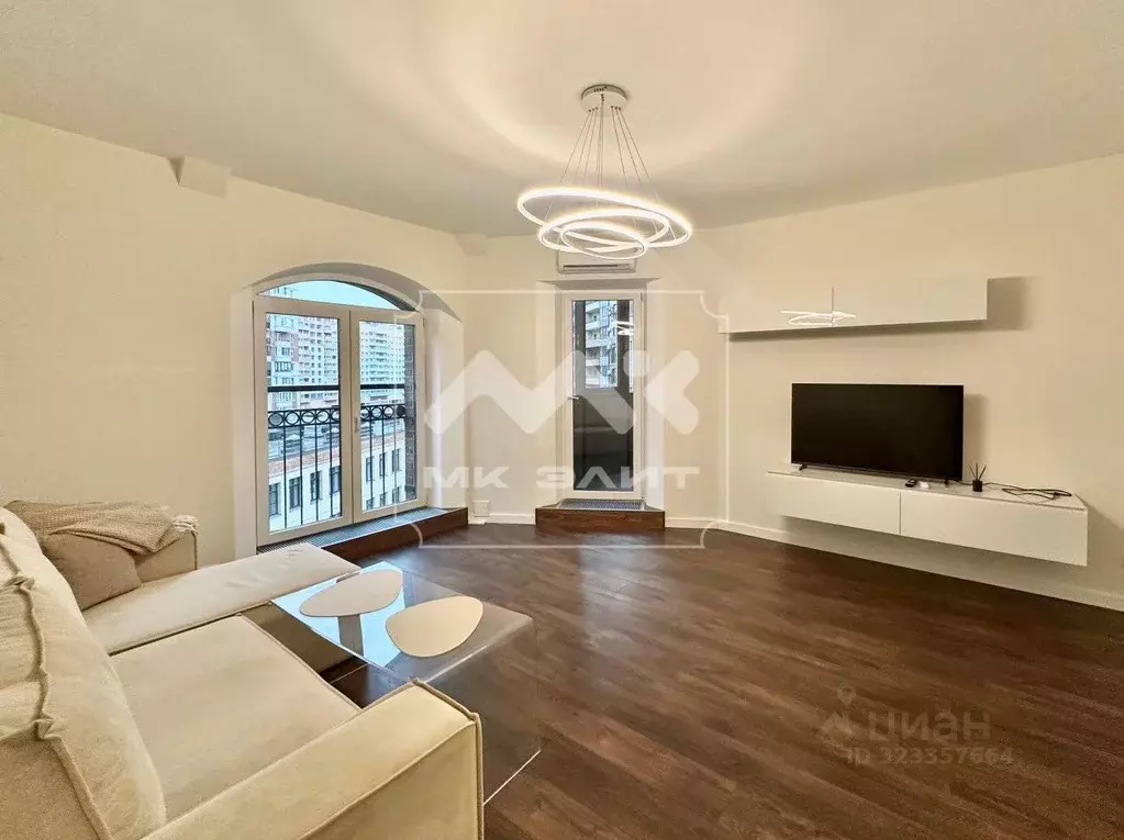 3-к кв. Санкт-Петербург Пулковская ул., 8к1 (110.0 м) - Фото 1