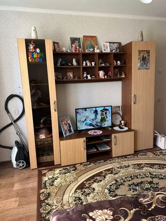 1-к кв. Омская область, Омск ул. 10 лет Октября, 105 (38.2 м) - Фото 2