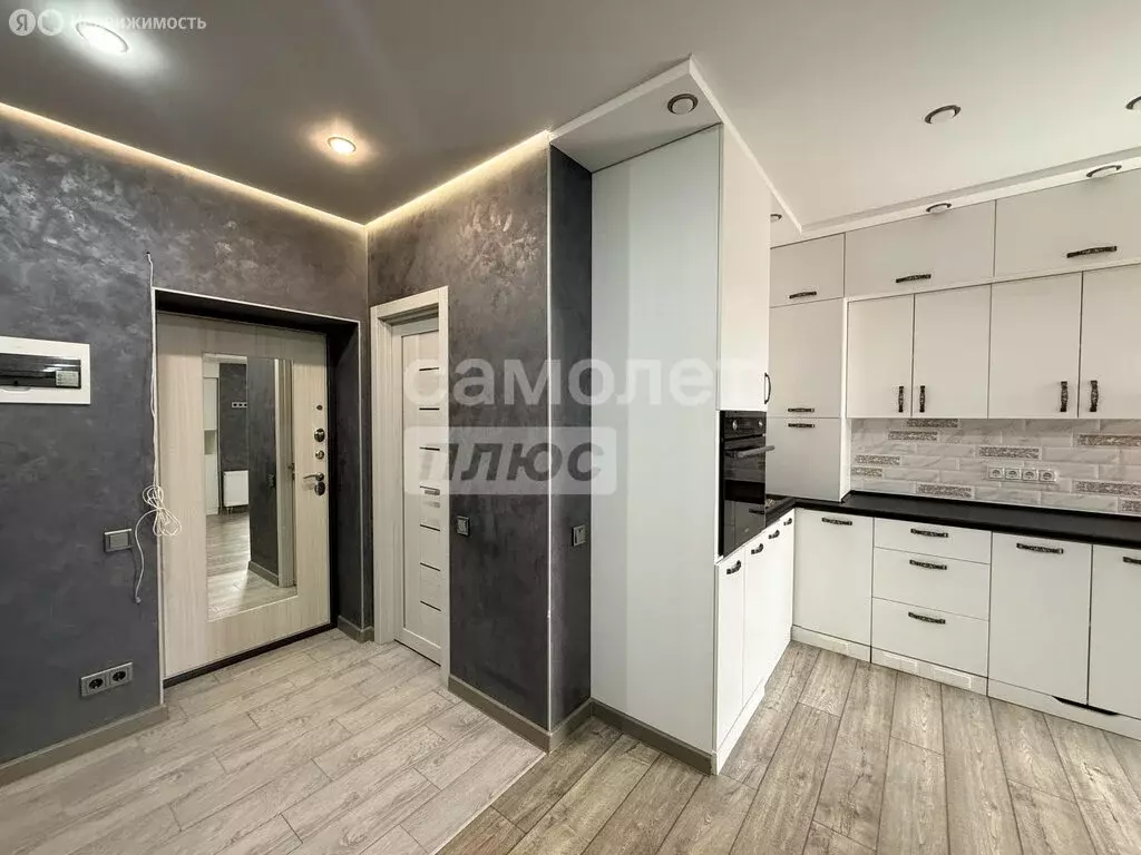 2-комнатная квартира: Волгоград, улица 70-летия Победы, 10 (54.7 м) - Фото 1