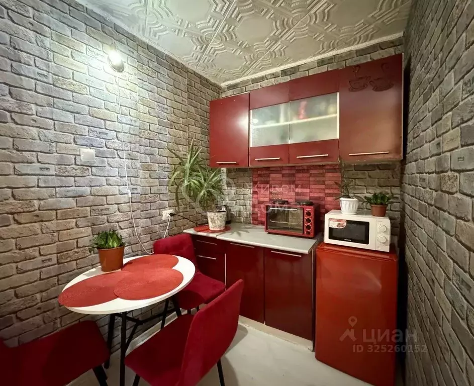 2-к кв. Волгоградская область, Волгоград Жилгородок мкр, ул. ... - Фото 0