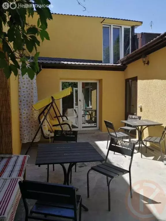 4-комнатная квартира: Евпатория, улица 8 Марта, 2 (76.4 м) - Фото 2