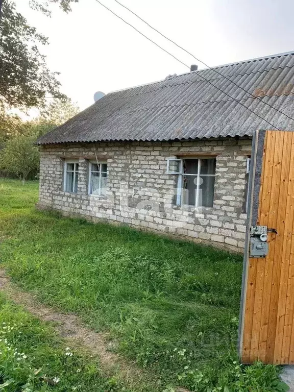 Дом в Липецкая область, Задонский район, Скорняковский сельсовет, с. ... - Фото 1