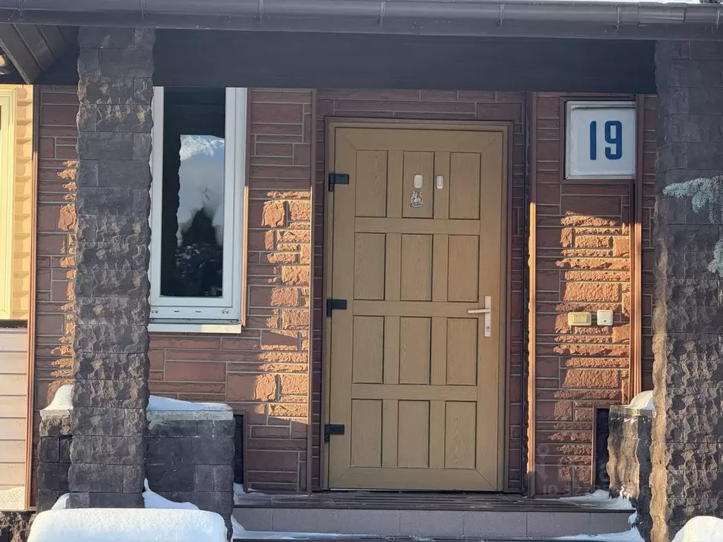 Дом в Московская область, Химки городской округ, д. Голиково ул. ... - Фото 1