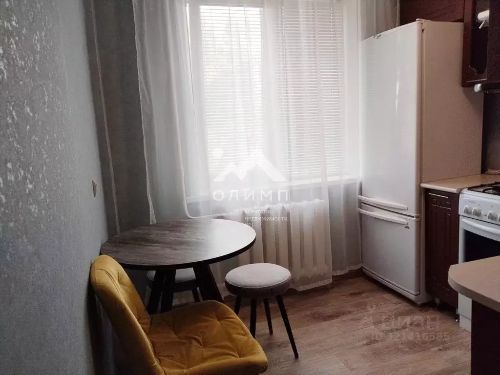 3-к кв. Вологодская область, Сокол Луковецкая ул., 2 (60.2 м) - Фото 1