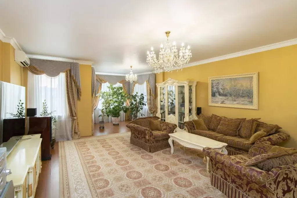 5-к кв. Тюменская область, Тюмень ул. Немцова, 22 (199.3 м) - Фото 2