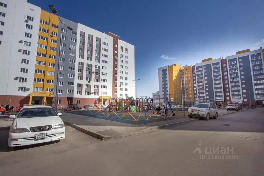 3-к кв. Башкортостан, Уфа ул. Генерала Ишбулатова, 8/4 (75.0 м) - Фото 0
