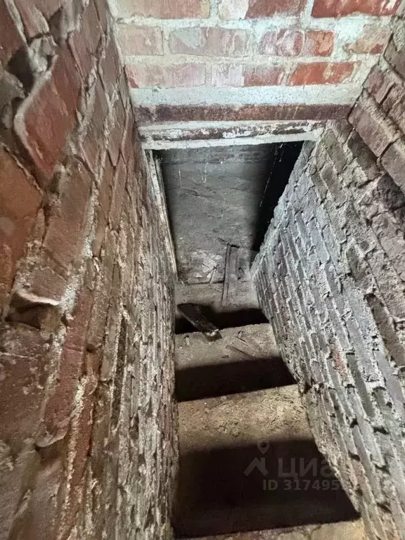 Гараж в Белгородская область, Валуйки ул. Герцена, 3А (25 м) - Фото 1