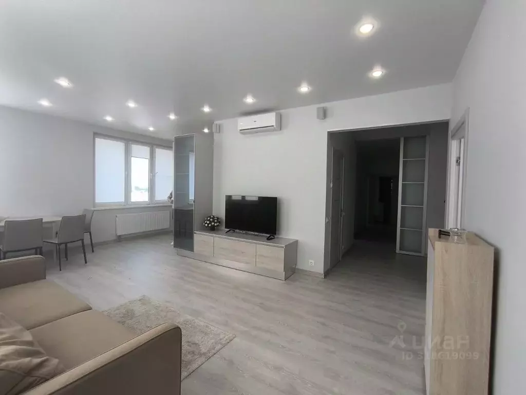 4-к кв. Москва Никулинская ул., 8к1 (130.0 м) - Фото 0