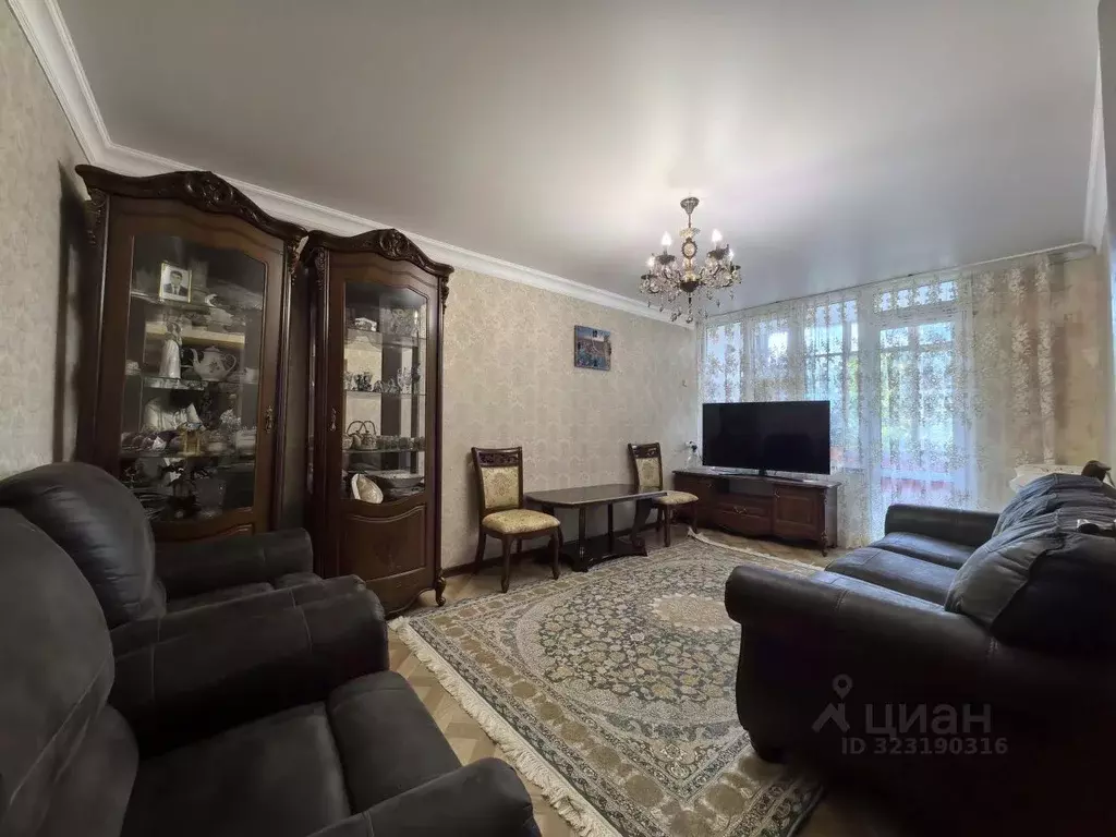 3-к кв. Кабардино-Балкария, Нальчик ул. Кирова (61.0 м) - Фото 1