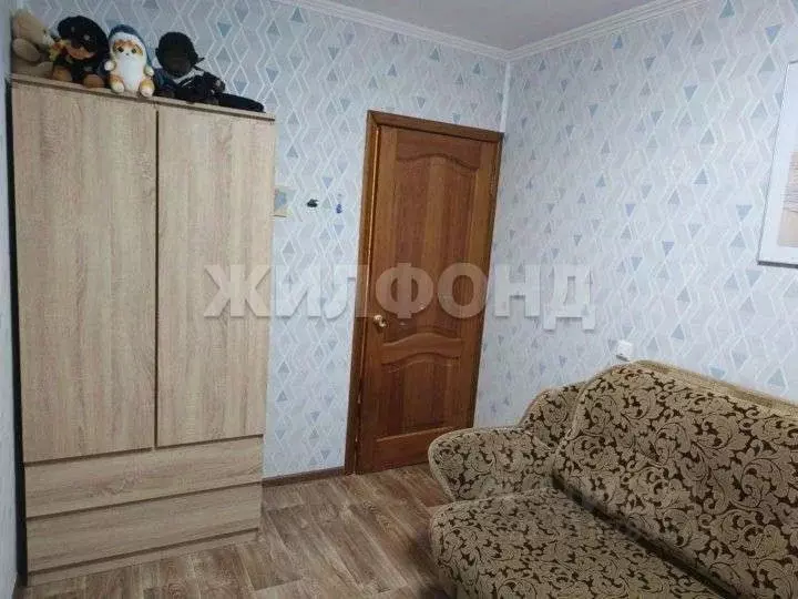 2-к кв. Новосибирская область, Новосибирск Шлюз мкр, ул. Русская, 3 ... - Фото 0