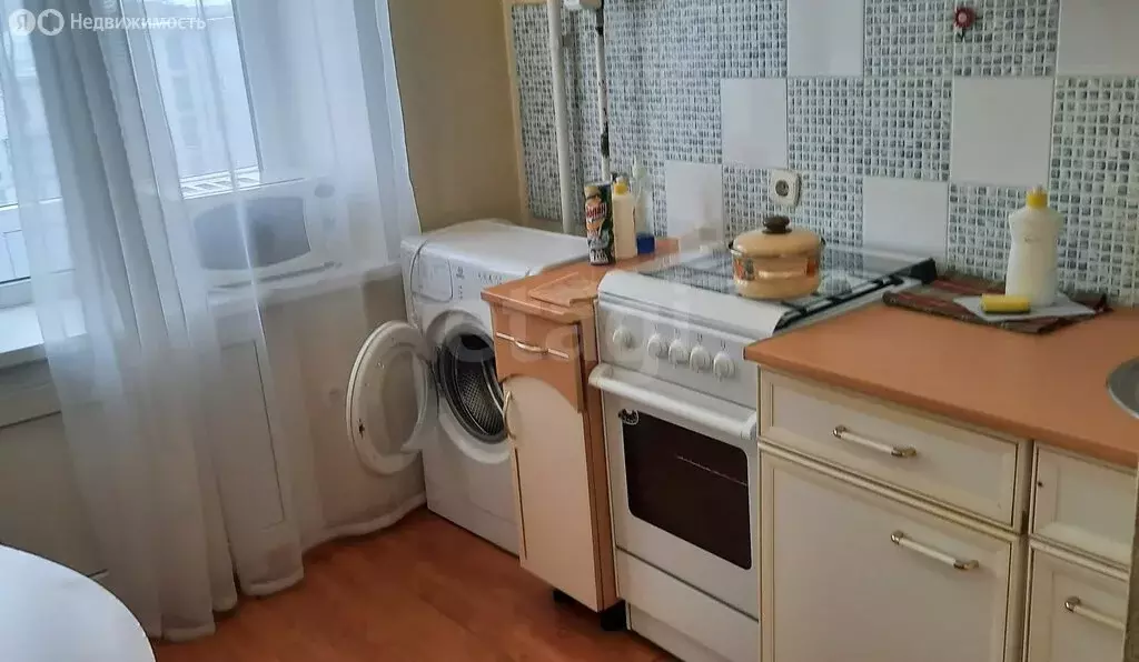 1-комнатная квартира: Курган, улица Карла Маркса, 76 (33 м) - Фото 2