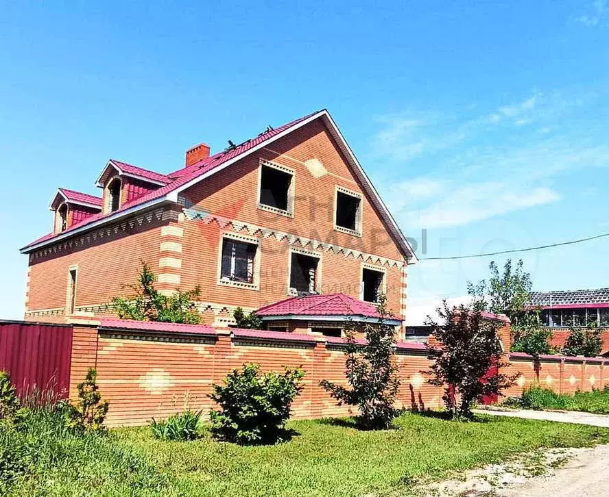 Дом 250 м на участке 15 сот. - Фото 0