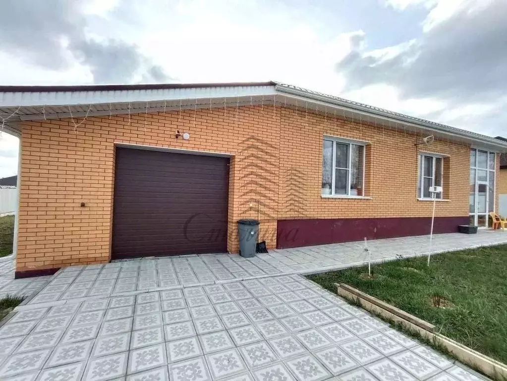 Коттедж в Белгородская область, Старый Оскол Рождественская ул. (136 ... - Фото 0