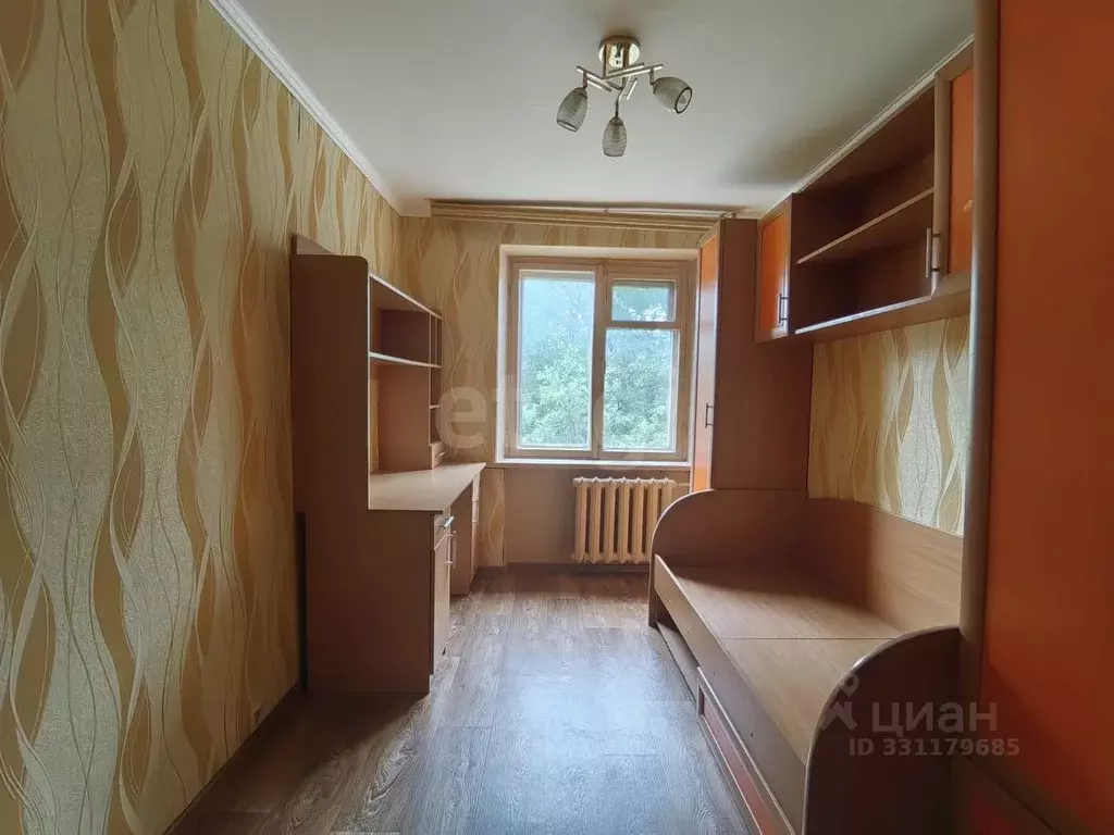 3-к кв. Брянская область, Фокино ул. Карла Маркса, 18 (53.0 м) - Фото 1