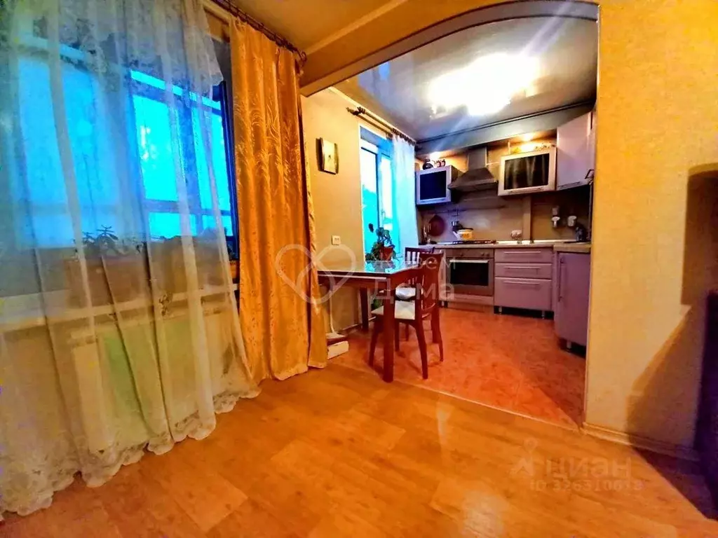 3-к кв. Волгоградская область, Волжский ул. Горького, 44 (56.9 м) - Фото 2