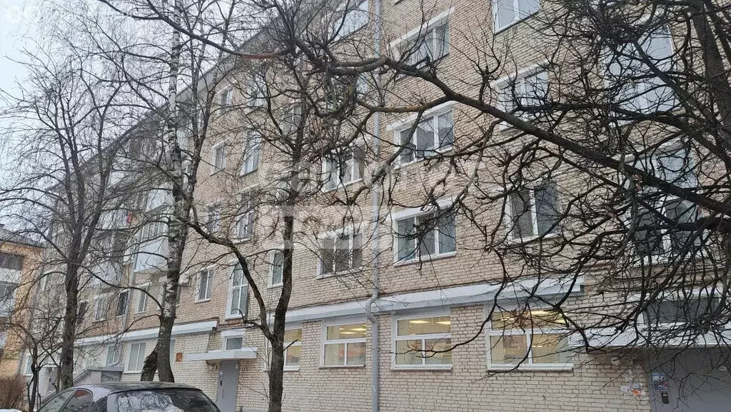 3-комнатная квартира: Смоленск, улица Кирова, 28 (54 м) - Фото 0