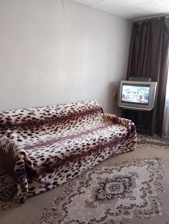 2-к кв. Севастополь просп. Октябрьской Революции, 40/6 (56.0 м) - Фото 2